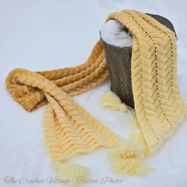 Chevron crochet scarf on snow Valentine's Day pattern